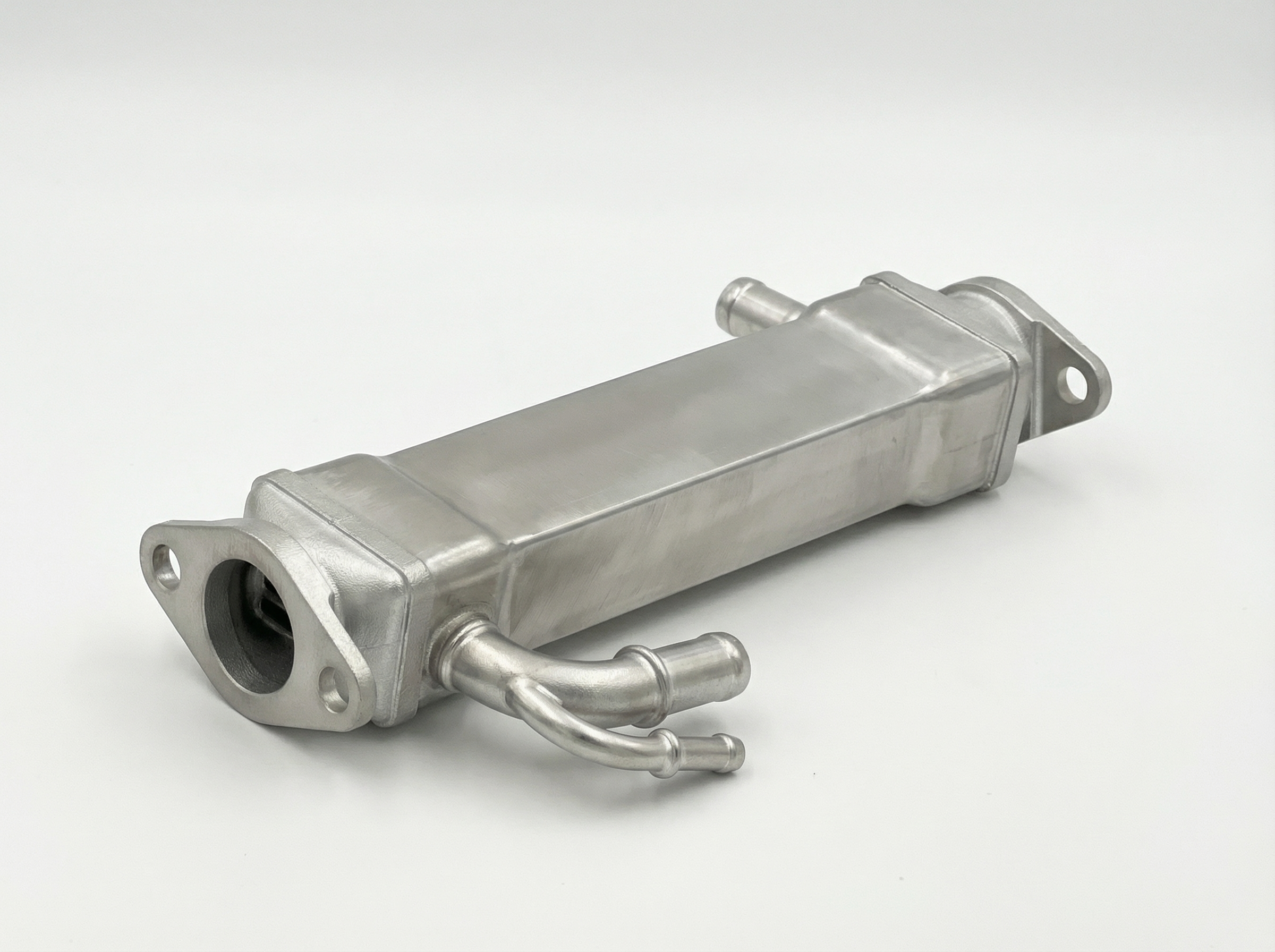 FIAT 504158591 FIAT 2.3L Diesel EGR Cooler - Side View