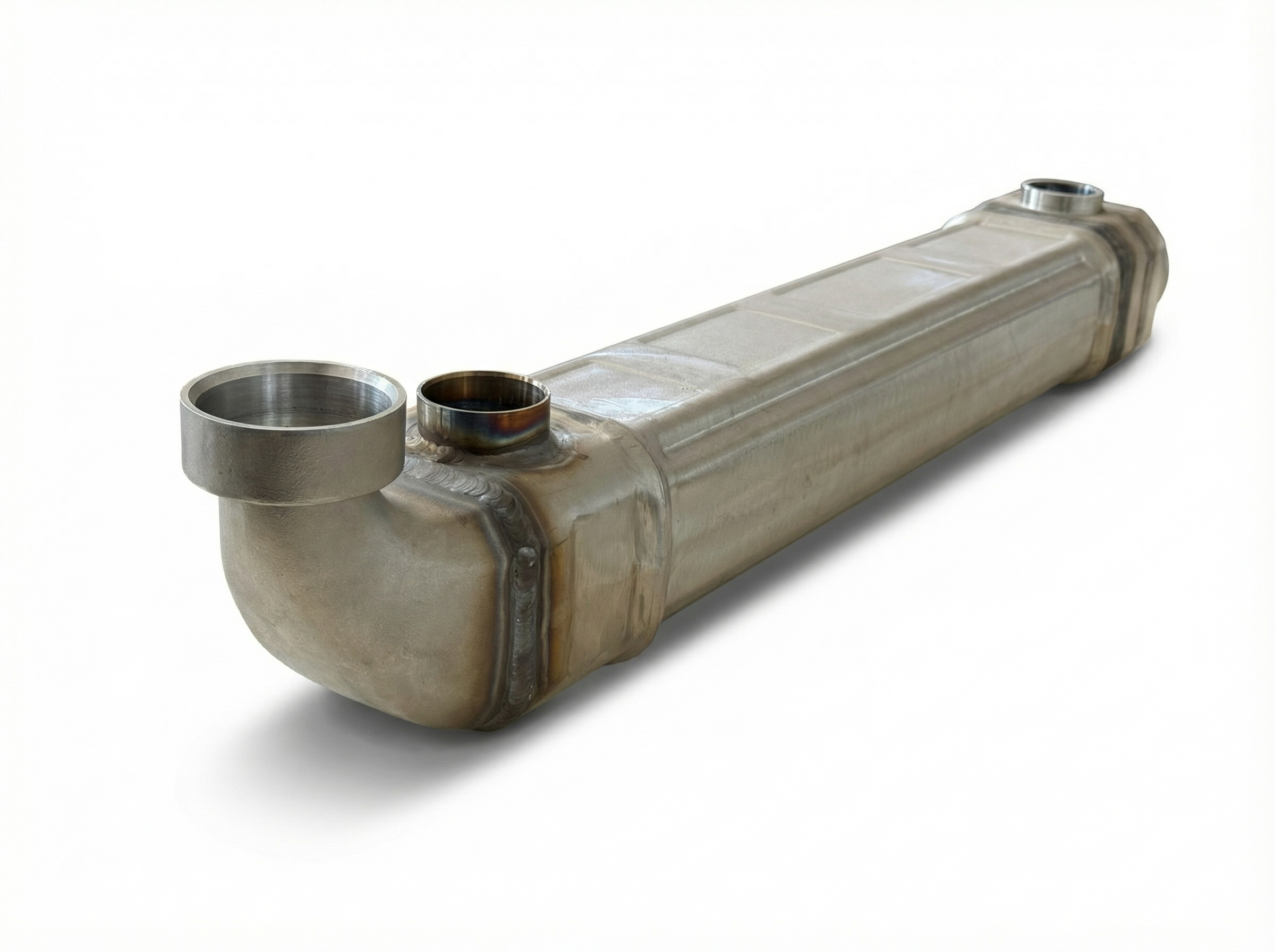 Detroit Diesel A4721400475 Detroit Diesel DD15 EGR Cooler - Bottom View