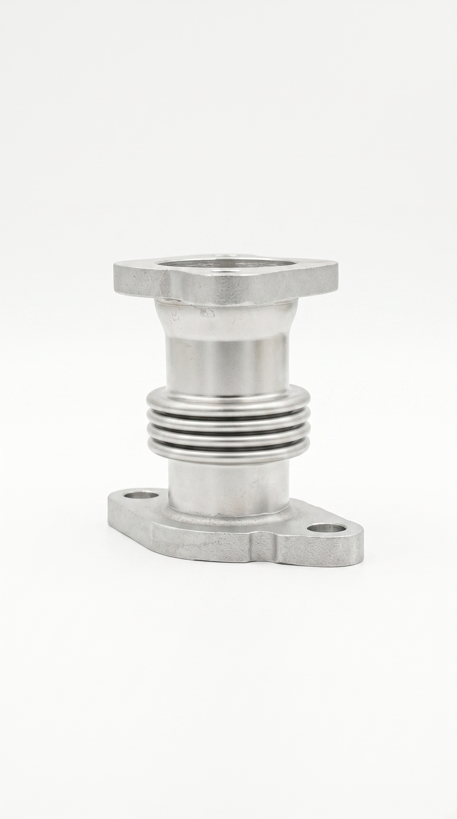 Iveco 5801365304 Iveco Daily 2.3 HPI EGR Cooler 5801365304 - Angle View