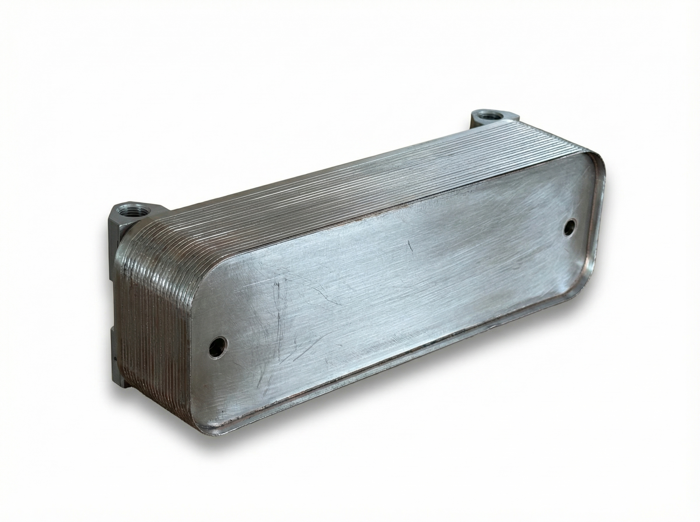 Volvo 20810985 Volvo D13A/D13C 12.8L Oil Cooler - Side View